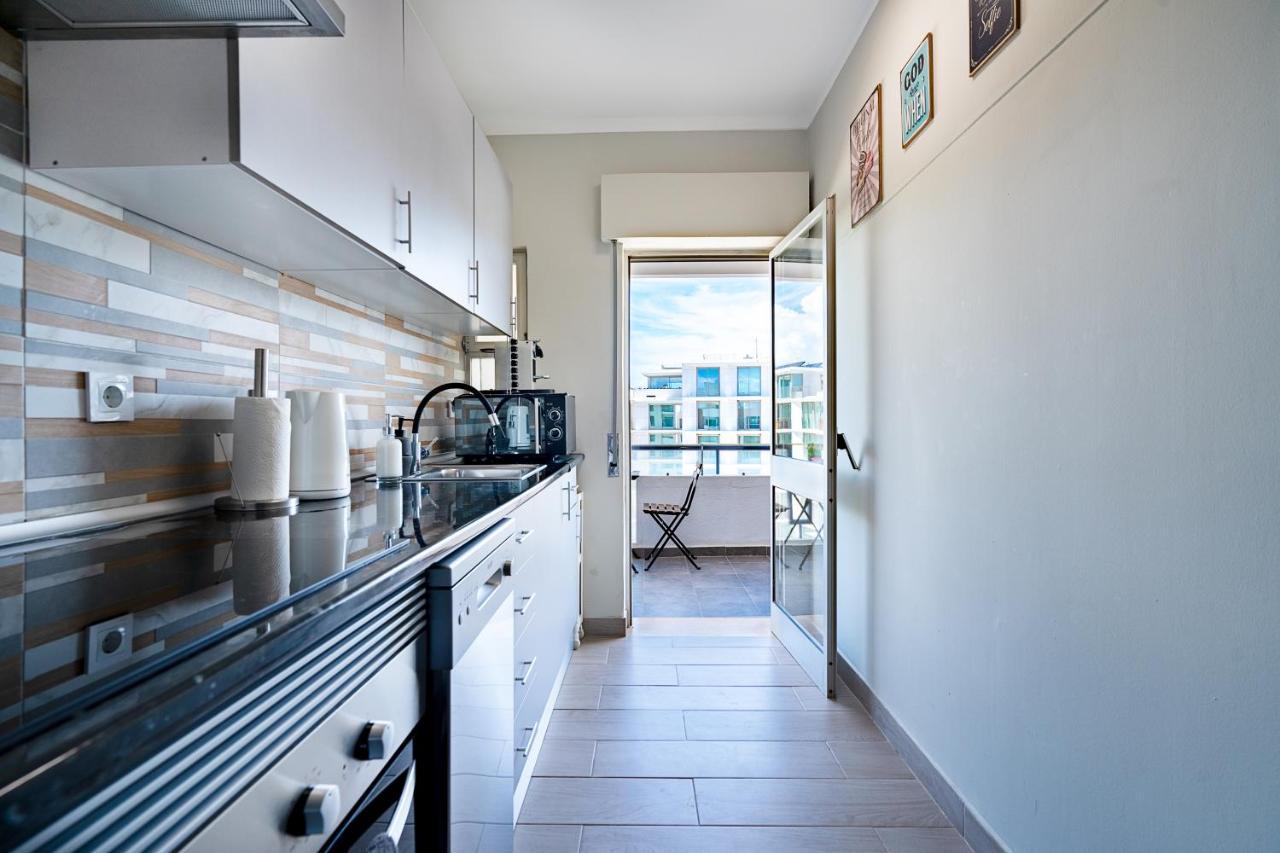 Beachfront Apartment In Armacao Armacao de Pera Luaran gambar